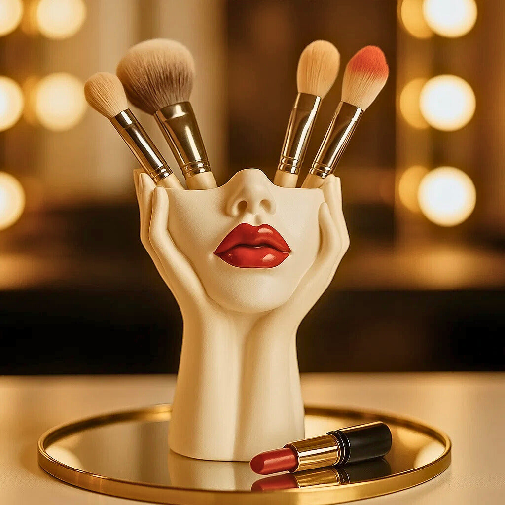 SCARLETT POISE MAKEUP HOLDER