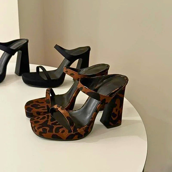 SOFIA STONE PLATFORM SANDALS