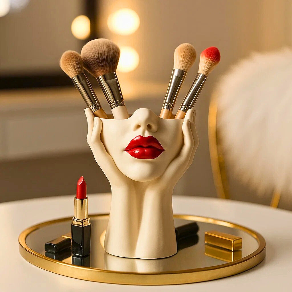 SCARLETT POISE MAKEUP HOLDER
