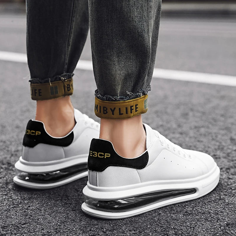 MANHATTAN STRIDE SNEAKERS