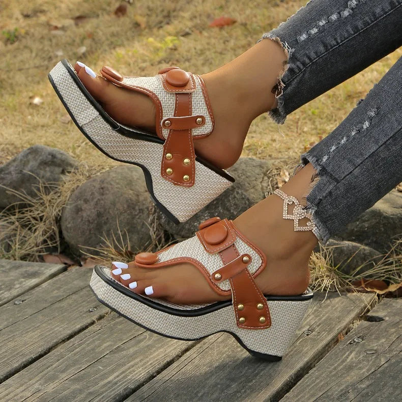 CATALINA BELLE SLIDES