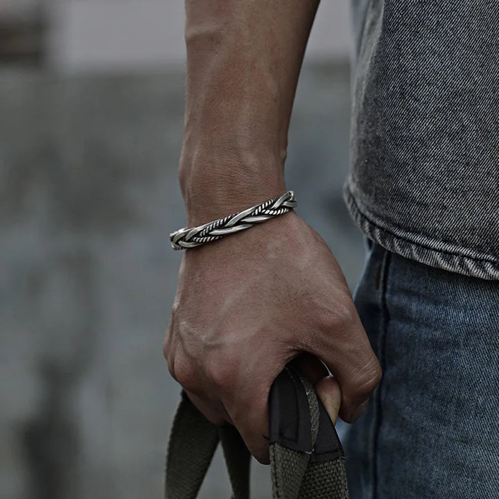 RONAN SILVER CUFF BRACELET