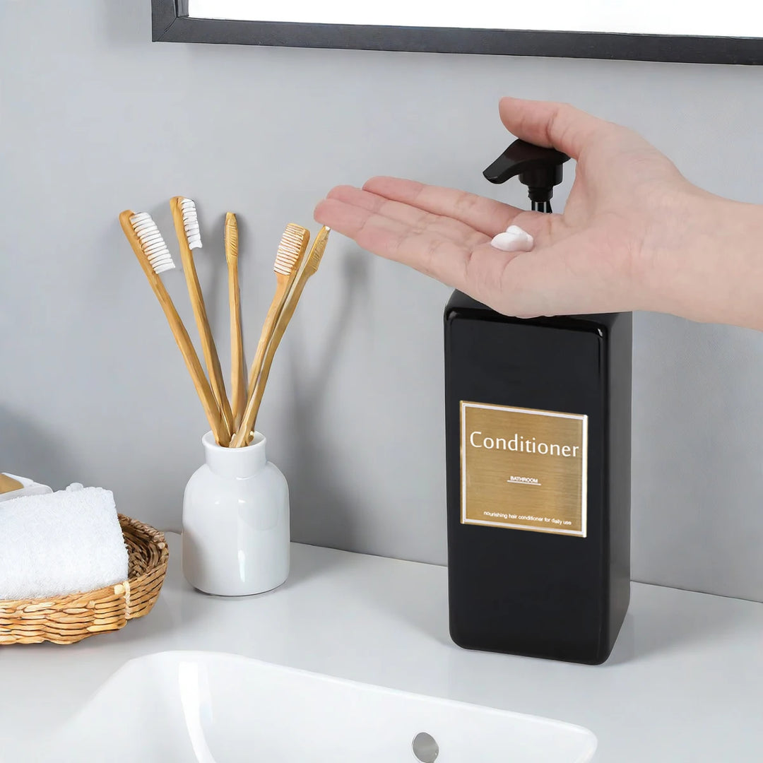 SAVRIN STUDIO DISPENSER SET