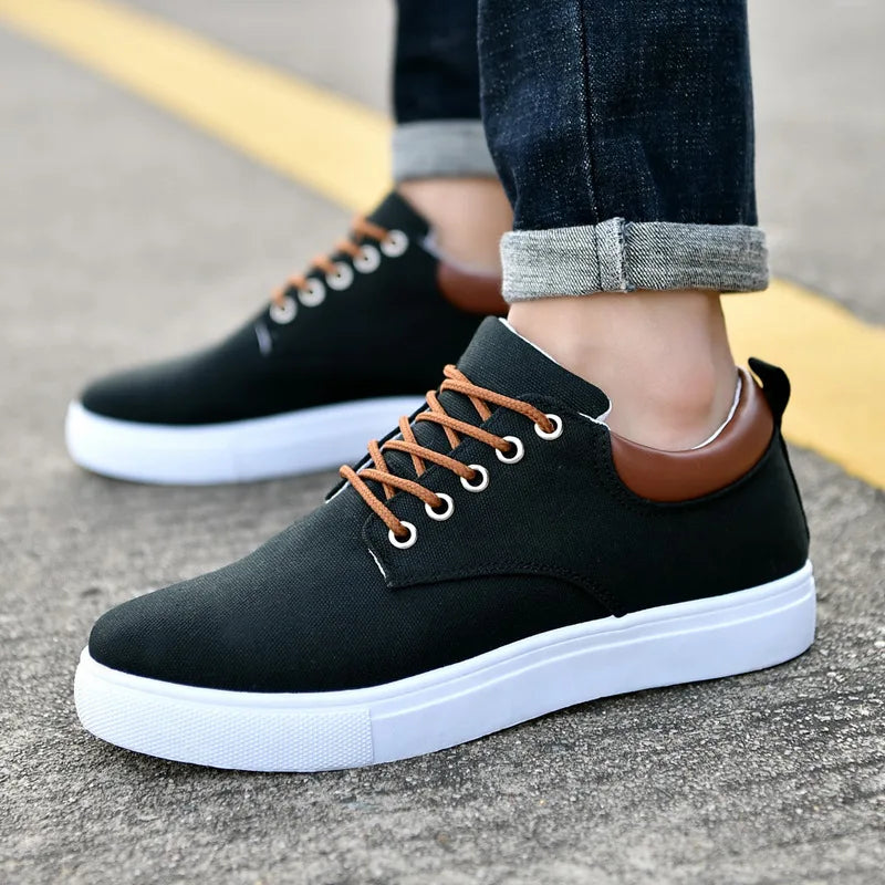 HAYDEN CLASSIC CANVAS SNEAKERS