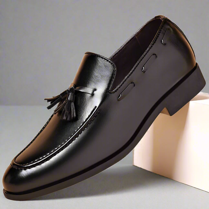 SANTO VIERI TASSEL LOAFERS