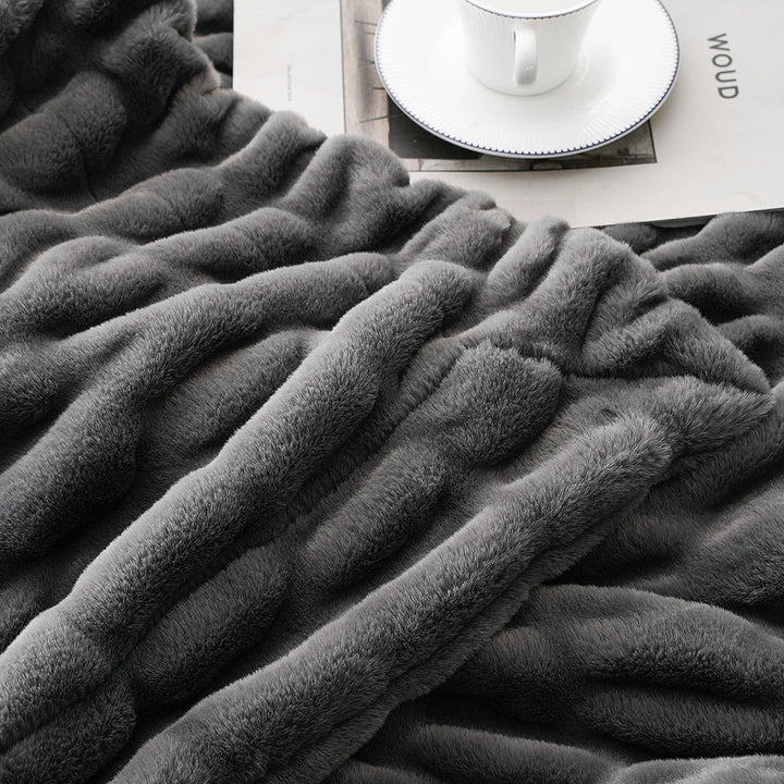 ASPEN PLUSH THROW BLANKET