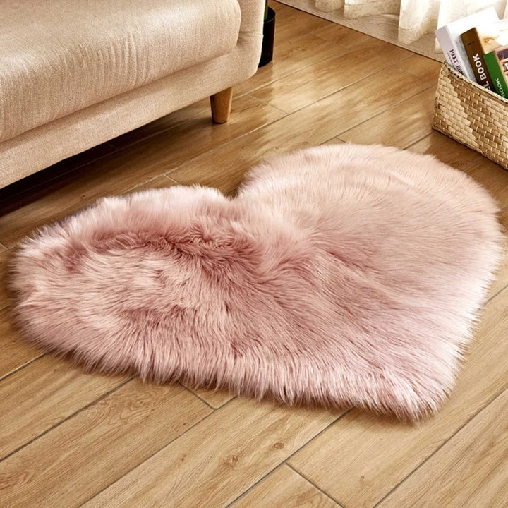VELVA HEART PLUSH RUG