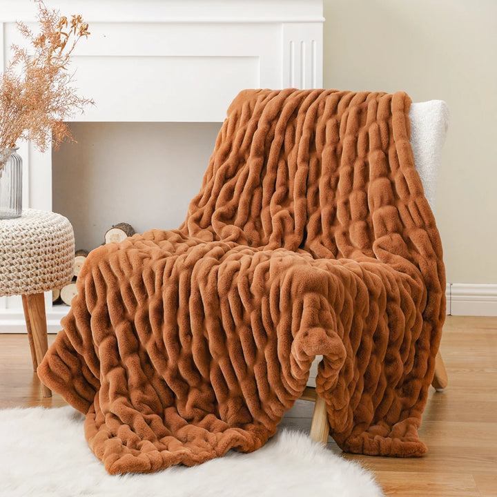 ASPEN PLUSH THROW BLANKET