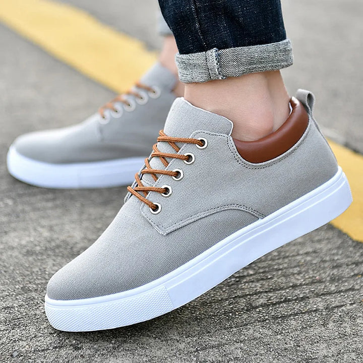 HAYDEN CLASSIC CANVAS SNEAKERS