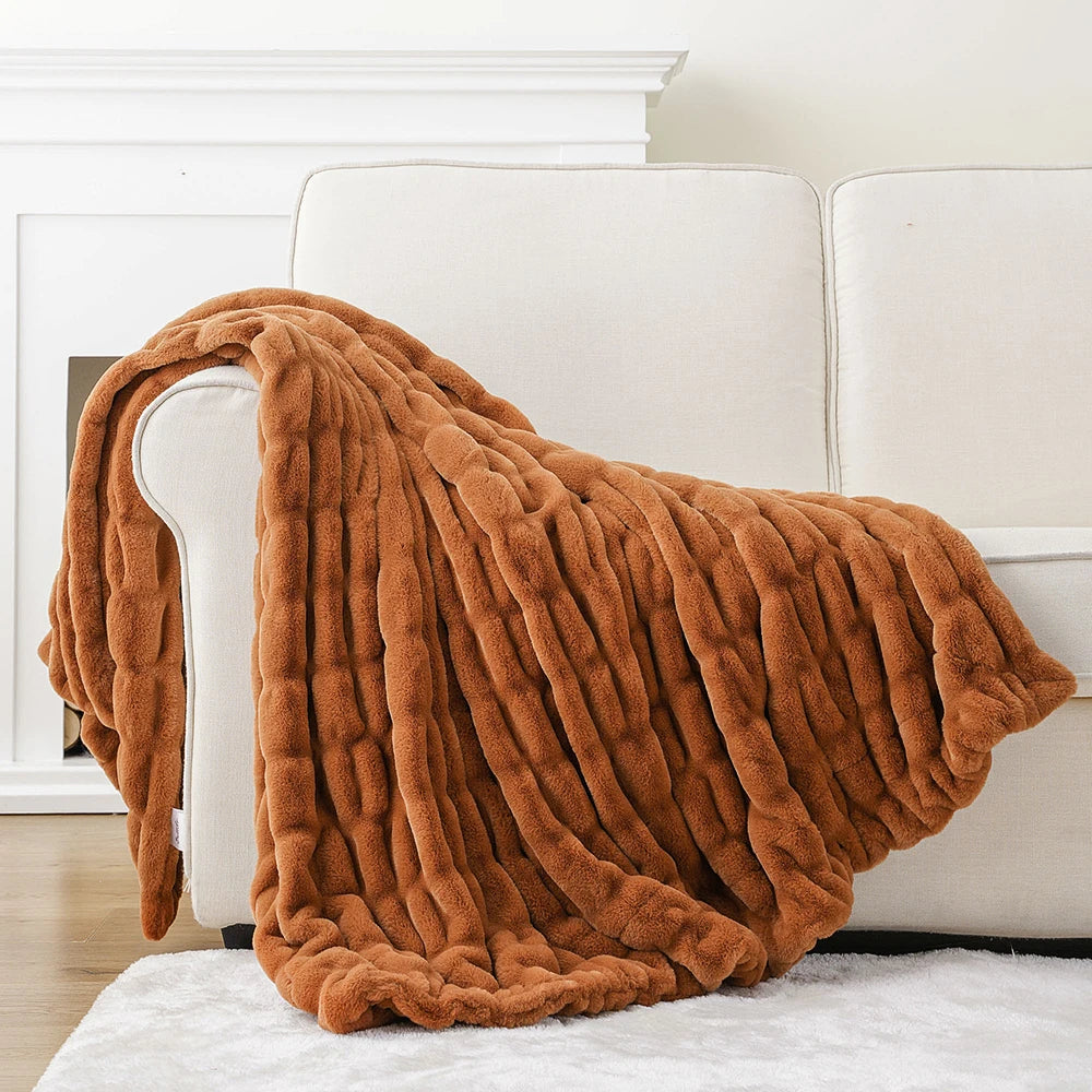 ASPEN PLUSH THROW BLANKET