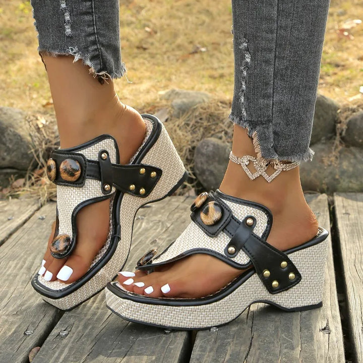 CATALINA BELLE SLIDES