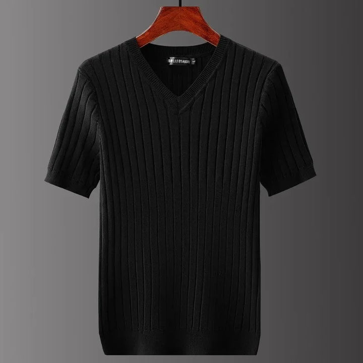 OAKMONT V-NECK TEE