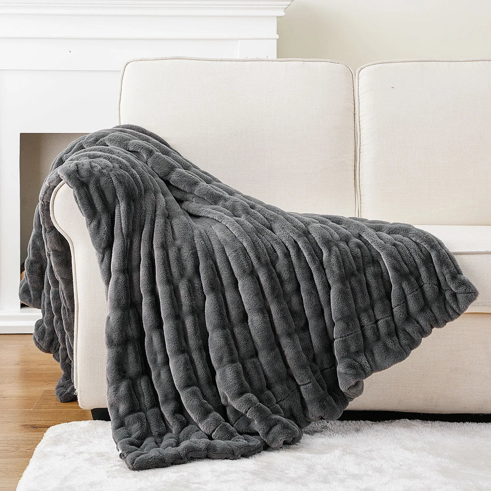 ASPEN PLUSH THROW BLANKET