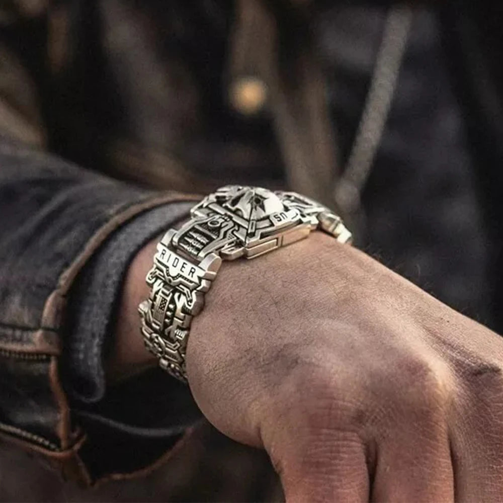 GRAVEBOURNE SHACKLE BRACELET
