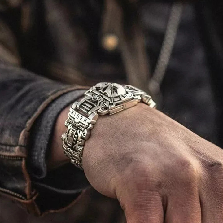 GRAVEBOURNE SHACKLE BRACELET