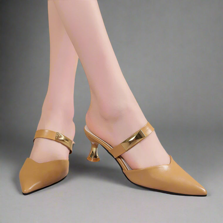 SELENA RIVET HEEL