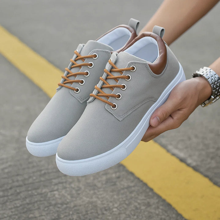 HAYDEN CLASSIC CANVAS SNEAKERS