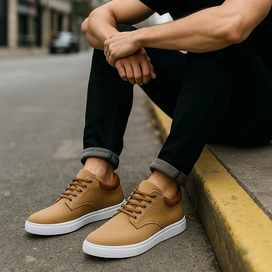 HAYDEN CLASSIC CANVAS SNEAKERS