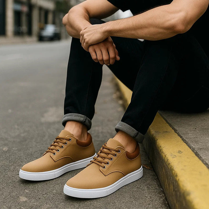 HAYDEN CLASSIC CANVAS SNEAKERS