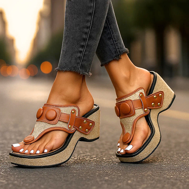CATALINA BELLE SLIDES