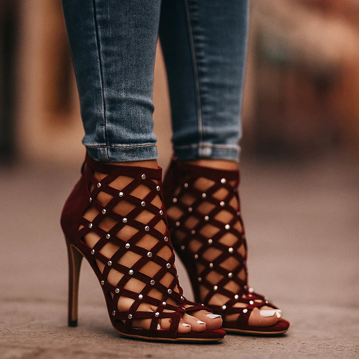 JADA TRESS STUDDED HEELS