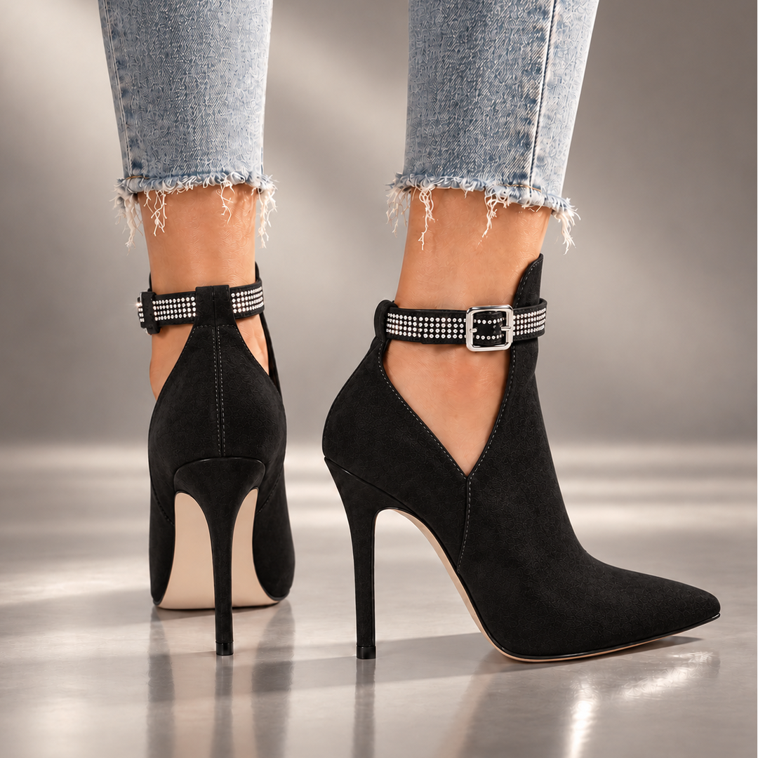 SAVANNAH HADLEY SUEDE HEELS