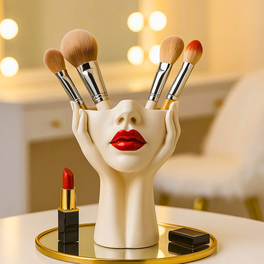 SCARLETT POISE MAKEUP HOLDER