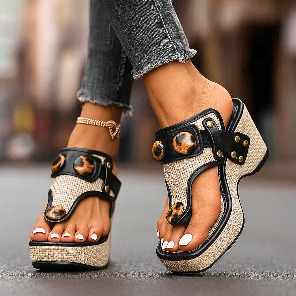 CATALINA BELLE SLIDES